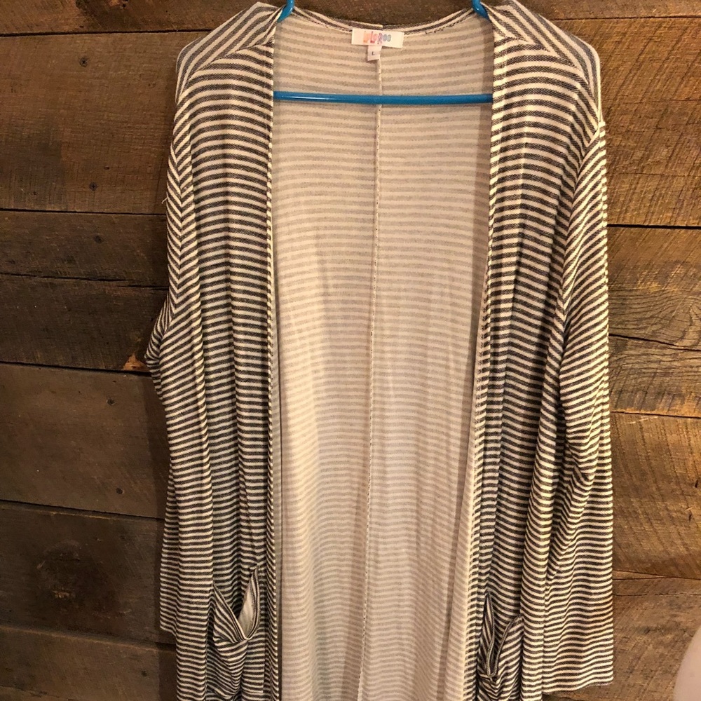 Used Lularoe Sarah size L